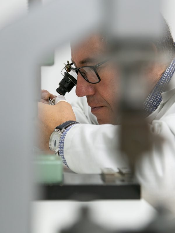 artes_reloj_LB-136